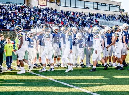 Thumbnail 2 in Northwest vs. Mill Valley (KSHSAA 5A Final) photogallery.
