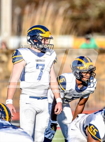 Thumbnail 3 in Northwest vs. Mill Valley (KSHSAA 5A Final) photogallery.