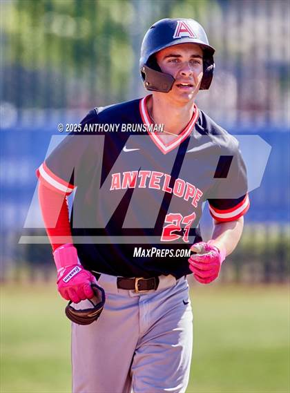 Thumbnail 3 in Christian Brothers vs. Antelope (Christian Bros. Tournament) photogallery.