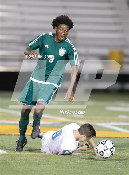 Thumbnail 2 in First Colonial vs. Cox (VHSL 6A Conferance Final) photogallery.