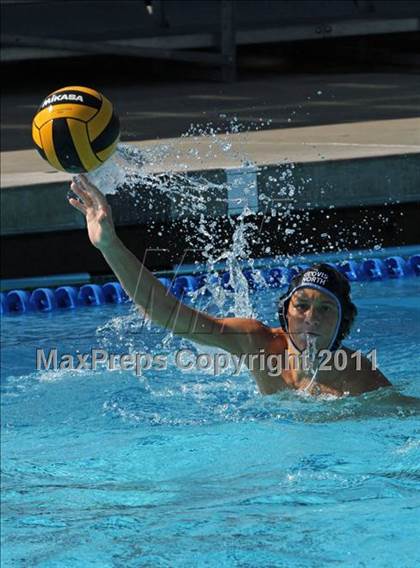 Thumbnail 3 in Clovis North vs Sonora (Woodcreek Invitational) photogallery.