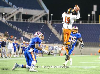 Thumbnail 3 in Bolles vs. Washington (FHSAA 4A Final) photogallery.