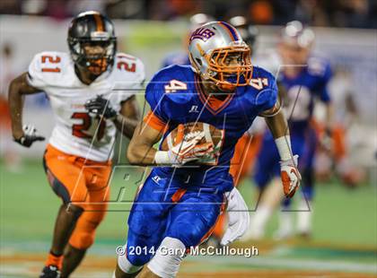 Thumbnail 3 in Bolles vs. Washington (FHSAA 4A Final) photogallery.