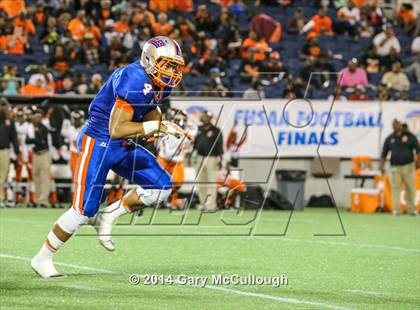 Thumbnail 1 in Bolles vs. Washington (FHSAA 4A Final) photogallery.