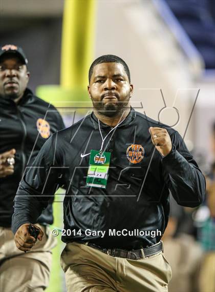 Thumbnail 3 in Bolles vs. Washington (FHSAA 4A Final) photogallery.