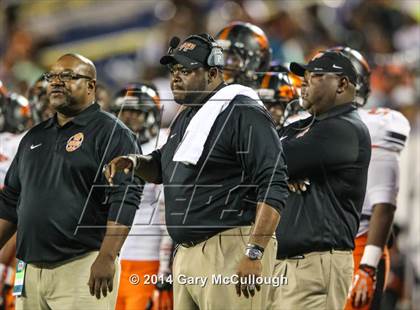 Thumbnail 2 in Bolles vs. Washington (FHSAA 4A Final) photogallery.