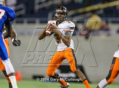 Thumbnail 1 in Bolles vs. Washington (FHSAA 4A Final) photogallery.