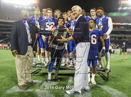 Thumbnail 3 in Bolles vs. Washington (FHSAA 4A Final) photogallery.