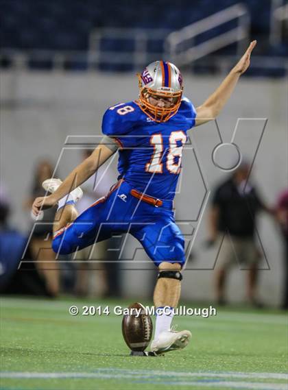 Thumbnail 2 in Bolles vs. Washington (FHSAA 4A Final) photogallery.