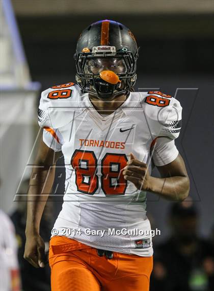Thumbnail 2 in Bolles vs. Washington (FHSAA 4A Final) photogallery.