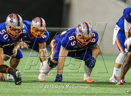 Thumbnail 1 in Bolles vs. Washington (FHSAA 4A Final) photogallery.