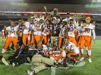Thumbnail 1 in Bolles vs. Washington (FHSAA 4A Final) photogallery.