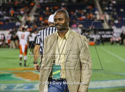 Thumbnail 1 in Bolles vs. Washington (FHSAA 4A Final) photogallery.