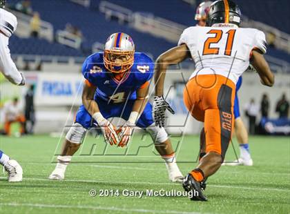 Thumbnail 2 in Bolles vs. Washington (FHSAA 4A Final) photogallery.