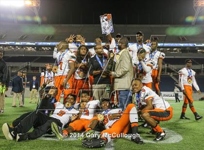 Thumbnail 3 in Bolles vs. Washington (FHSAA 4A Final) photogallery.