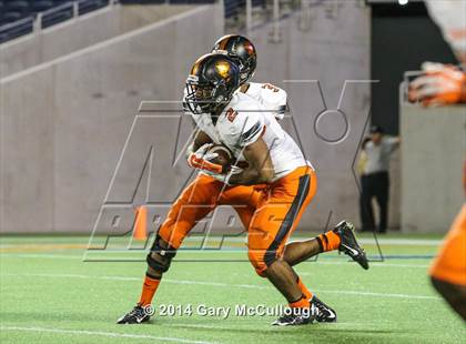 Thumbnail 2 in Bolles vs. Washington (FHSAA 4A Final) photogallery.