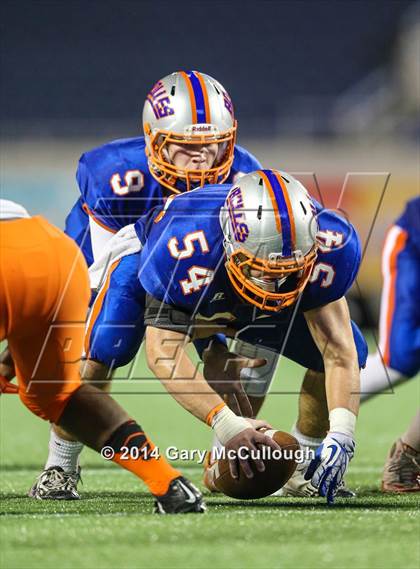 Thumbnail 3 in Bolles vs. Washington (FHSAA 4A Final) photogallery.