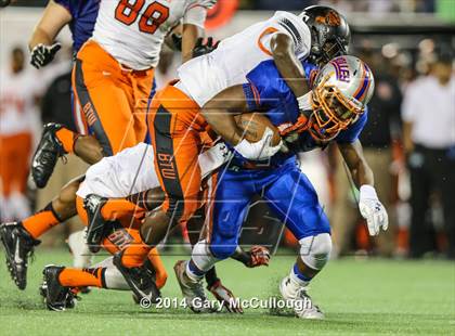 Thumbnail 3 in Bolles vs. Washington (FHSAA 4A Final) photogallery.