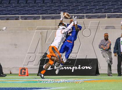 Thumbnail 3 in Bolles vs. Washington (FHSAA 4A Final) photogallery.