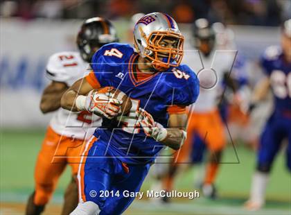 Thumbnail 1 in Bolles vs. Washington (FHSAA 4A Final) photogallery.