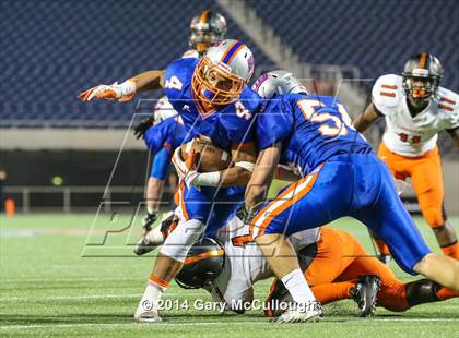 Thumbnail 2 in Bolles vs. Washington (FHSAA 4A Final) photogallery.