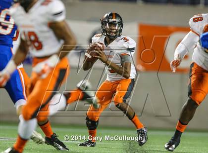 Thumbnail 3 in Bolles vs. Washington (FHSAA 4A Final) photogallery.