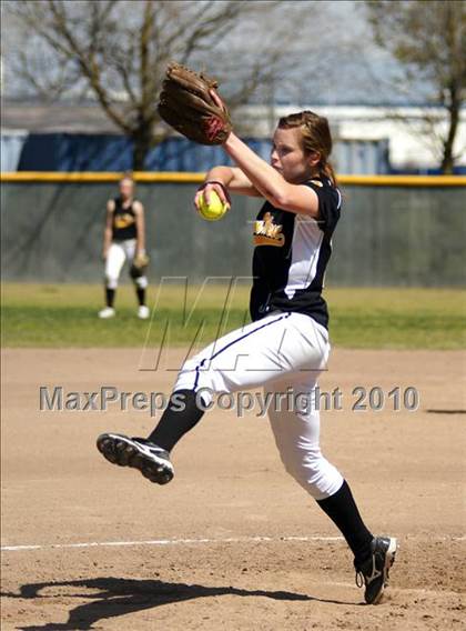 Thumbnail 2 in Golden West vs. Centennial photogallery.