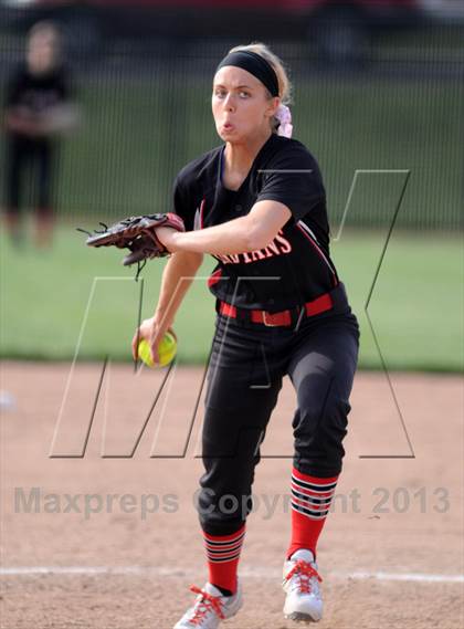 Thumbnail 2 in Nashville @ DuQuoin photogallery.