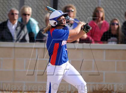 Thumbnail 2 in Nashville @ DuQuoin photogallery.