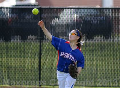Thumbnail 2 in Nashville @ DuQuoin photogallery.