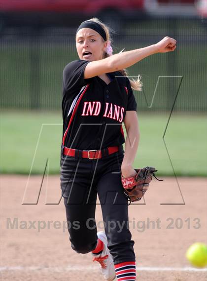 Thumbnail 3 in Nashville @ DuQuoin photogallery.