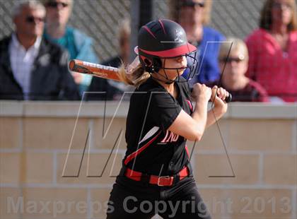Thumbnail 3 in Nashville @ DuQuoin photogallery.