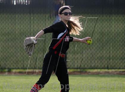 Thumbnail 2 in Nashville @ DuQuoin photogallery.