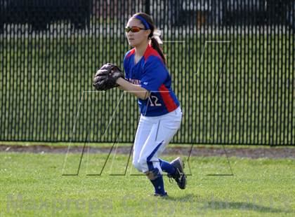 Thumbnail 3 in Nashville @ DuQuoin photogallery.