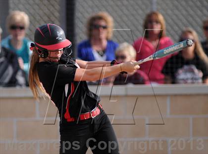 Thumbnail 2 in Nashville @ DuQuoin photogallery.