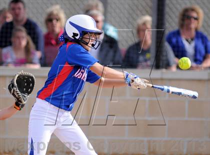 Thumbnail 2 in Nashville @ DuQuoin photogallery.