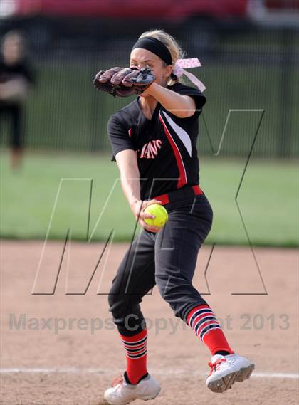 Thumbnail 3 in Nashville @ DuQuoin photogallery.