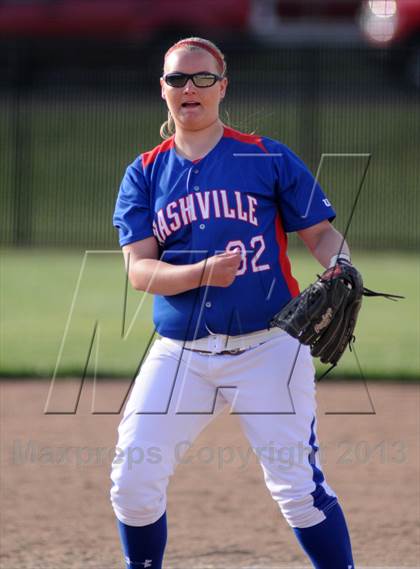 Thumbnail 3 in Nashville @ DuQuoin photogallery.