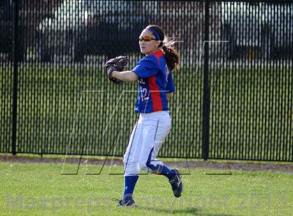 Thumbnail 2 in Nashville @ DuQuoin photogallery.