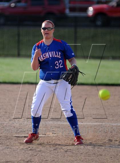 Thumbnail 2 in Nashville @ DuQuoin photogallery.