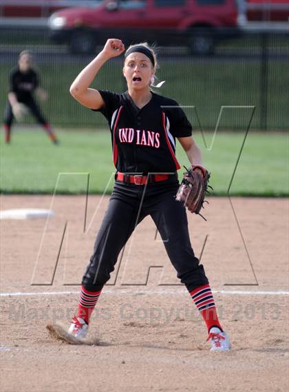 Thumbnail 2 in Nashville @ DuQuoin photogallery.