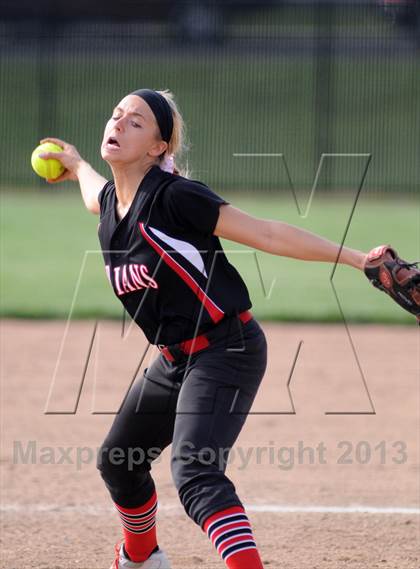 Thumbnail 1 in Nashville @ DuQuoin photogallery.