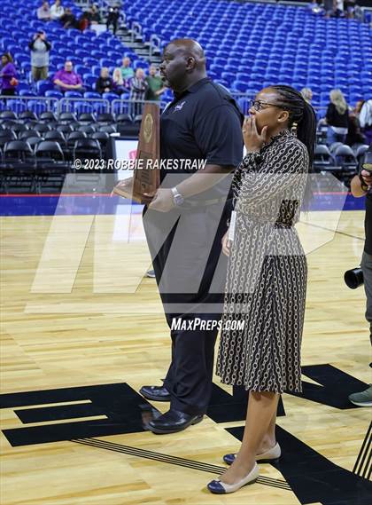 Thumbnail 2 in Fulshear vs. Cooper (UIL 5A Basketball State Semifinal Medal Ceremony) photogallery.