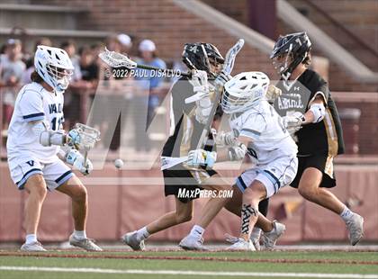 Thumbnail 3 in Arapahoe @ Valor Christian (CHSAA 5A Q-Final) photogallery.