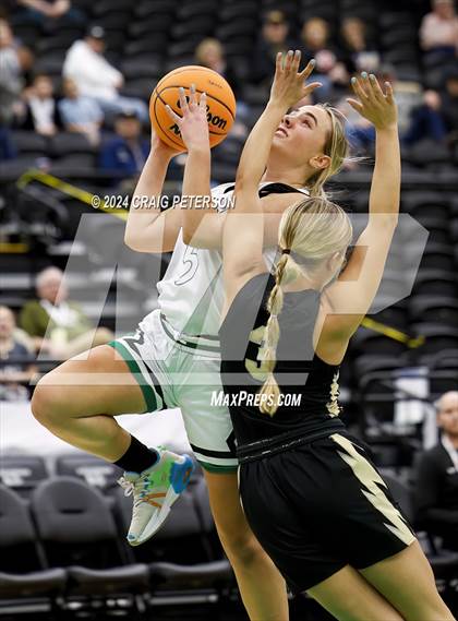 Thumbnail 1 in Payson vs. Desert Hills (UHSAA 4A Quarterfinals) photogallery.