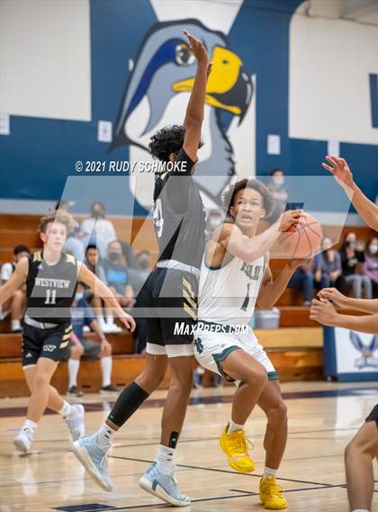 Thumbnail 2 in Helix vs. Westview photogallery.