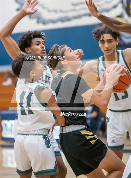Thumbnail 2 in Helix vs. Westview photogallery.