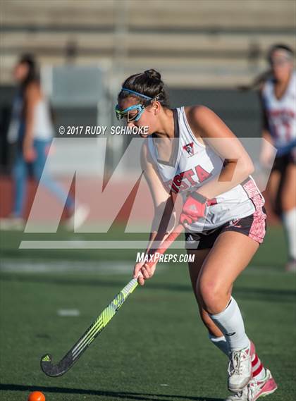 Thumbnail 1 in Vista vs. La Costa Canyon (CIF SDS D1 Quarterfinal) photogallery.