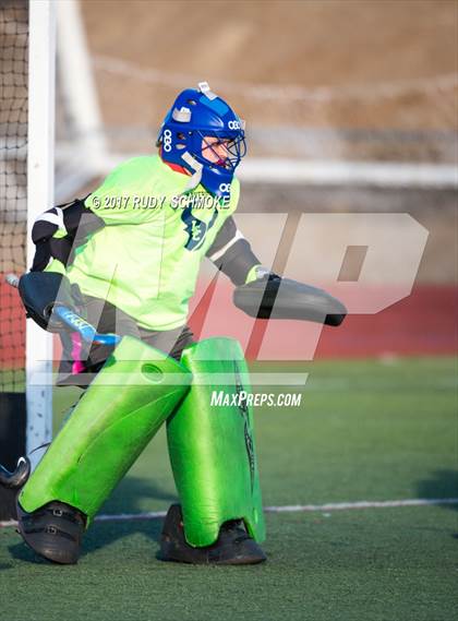 Thumbnail 2 in Vista vs. La Costa Canyon (CIF SDS D1 Quarterfinal) photogallery.