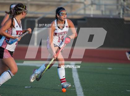 Thumbnail 2 in Vista vs. La Costa Canyon (CIF SDS D1 Quarterfinal) photogallery.